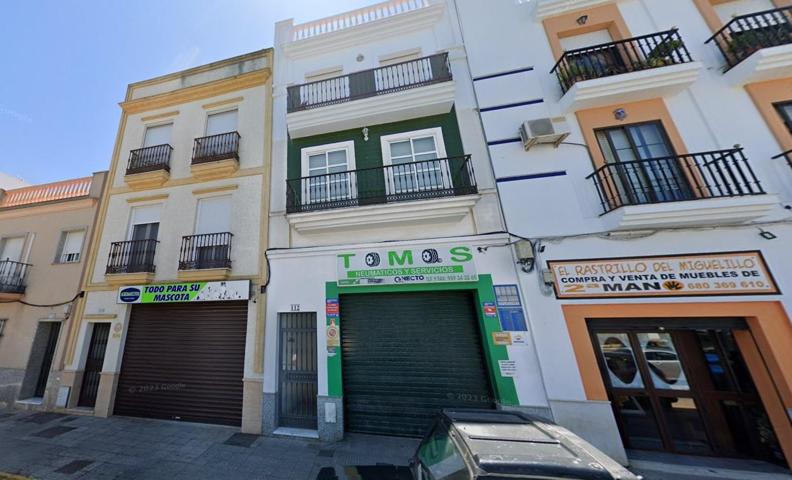Piso en venta en calle Lirios, Isla Cristina, Huelva photo 0