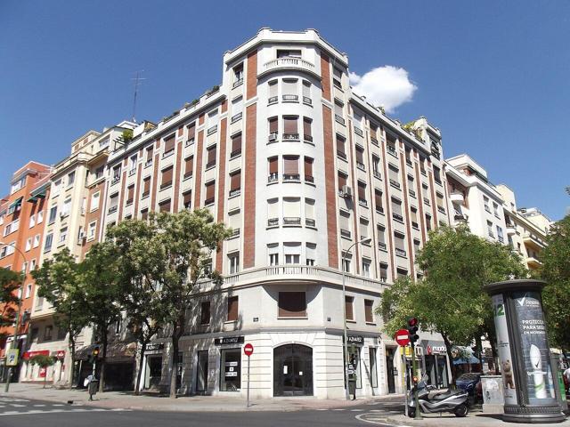 Inmejorable Zona , Piso para reformar photo 0