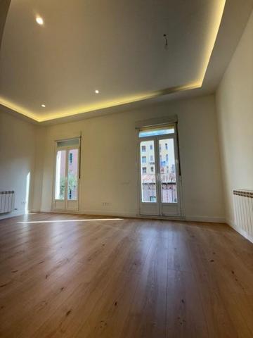 Piso reformado en Calle Hilarión Eslava photo 0