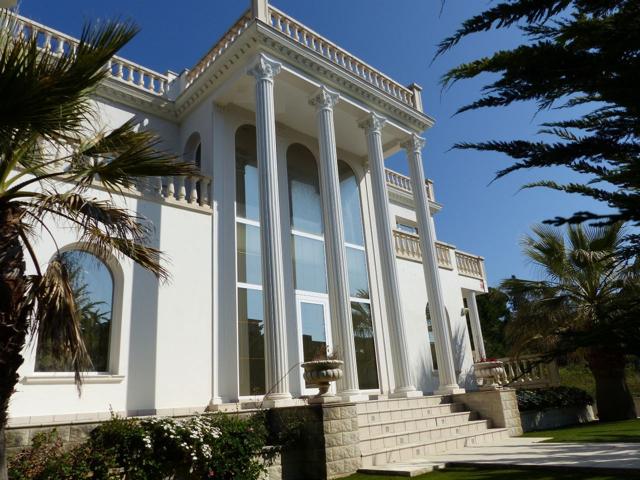 Villa En venta en Castell-Platja d'Aro photo 0
