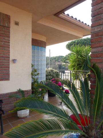 Villa En venta en Tordera photo 0