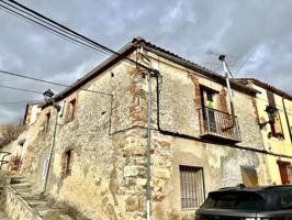 Casa - Chalet en venta en Turégano de 125 m2 photo 0