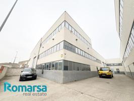Nave Industrial en venta en Zaratán de 430 m2 photo 0