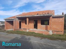 Terreno en venta en Herradón de Pinares de 2500 m2 photo 0
