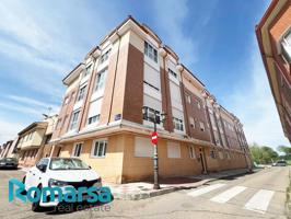 Piso en venta en Santovenia de Pisuerga de 147 m2 photo 0