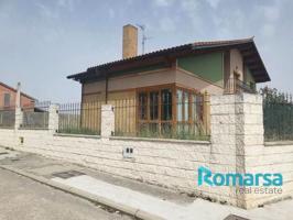 Casa - Chalet en venta en Valdestillas de 296 m2 photo 0