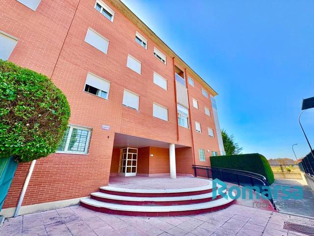 Piso en venta en Ávila de 147 m2 photo 0