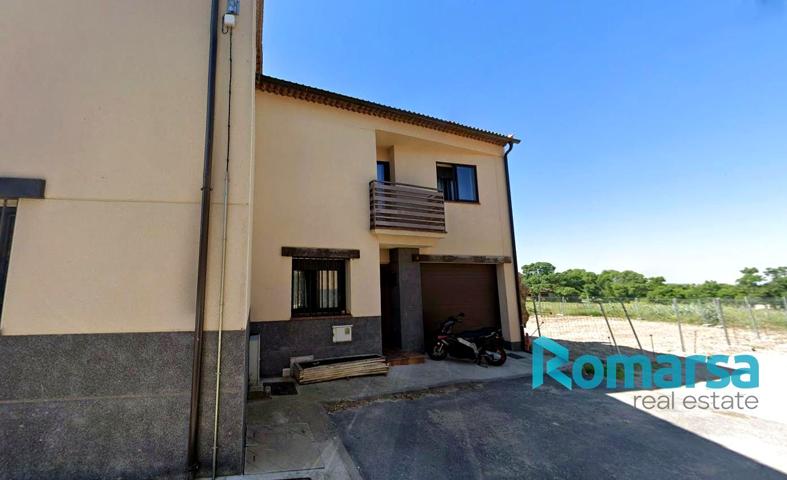 Casa - Chalet en venta en Trescasas de 135 m2 photo 0