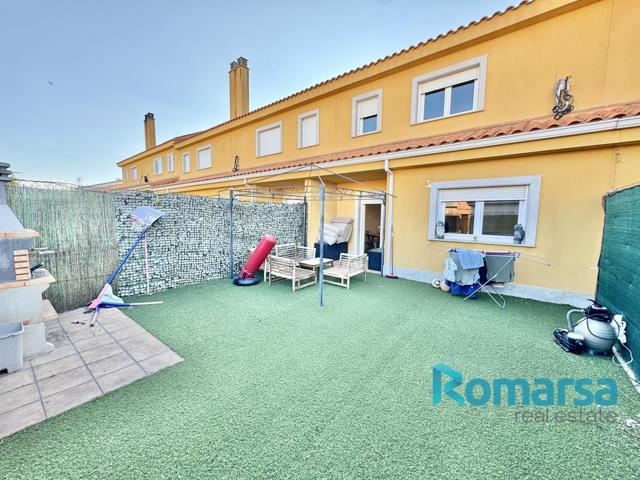 Casa - Chalet en venta en San Pedro del Arroyo de 130 m2 photo 0