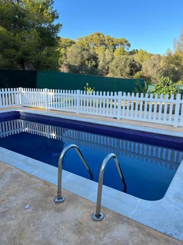 Chalet con piscina en Segur de Calafell photo 0