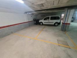 Centro comercial de Torredembarra Junto Pere Badia photo 0