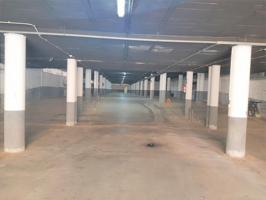 Plaza de parking económica photo 0