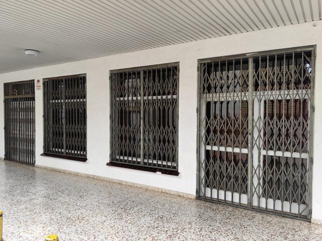 Oficina En alquiler en Centre, Torredembarra photo 0