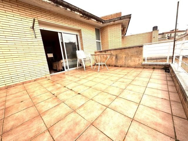 Unifamiliar Pareada En venta en Centre, Torredembarra photo 0