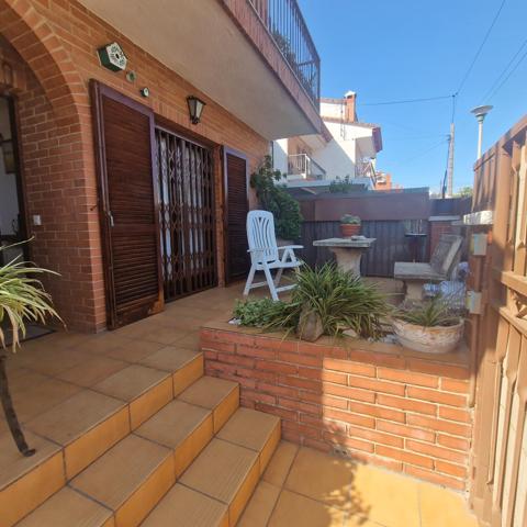 Impresionante Adosado en Torredembarra, Zona Marítima Residencial photo 0