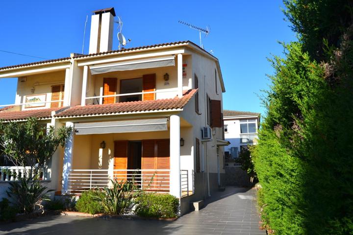 Fantástica casa pareada con vistas al mar Mediterráneo photo 0