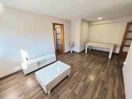 Amplio piso reformado en El Morell, ideal para familias photo 0