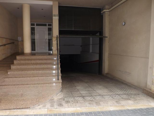 Buena plaza de garaje ubicada en el mismísimo centro de Calafell Pueblo. photo 0
