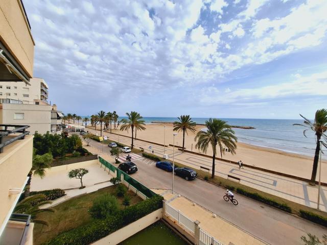 🏖️ Magnífico ático en primera línea de mar con espectaculares vistas panorámicas en Cunit photo 0