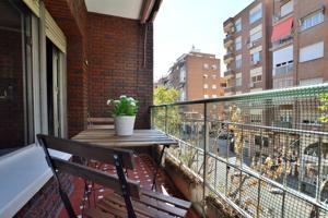 Exclusiva vivienda de 134 m2 con luz natural en la zona de Sor Angela de la Cruz photo 0