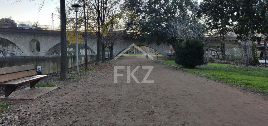 Local comercial - Manlleu photo 0
