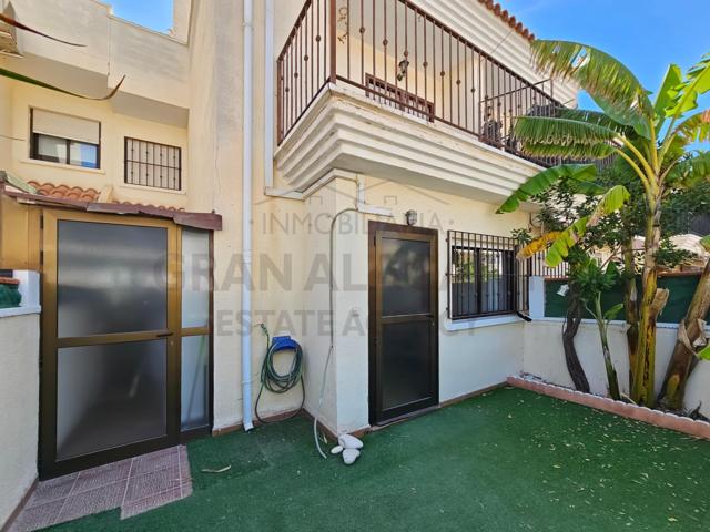 BRISAS DEL FARO - BUNGALOW DE 3 DORMITORIOS CON SOTANO ! photo 0
