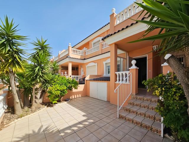 MEDITERRANEO - BUNGALOW CON PISCINA Y PARKING MUY CERCA DE LA PLAYA ! photo 0