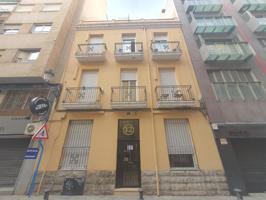 SOLO INVERSIONISTAS: Edificio en el centro de Alicante con 8 viviendas alquiladas como vivienda habitual. photo 0