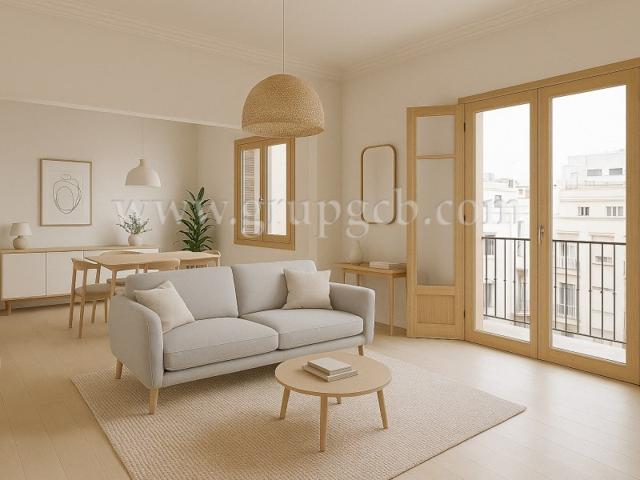 Piso En venta en Girona photo 0
