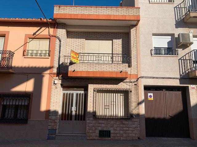 Casa En venta en Calle Del Cardenal Monescillo, La Solana photo 0