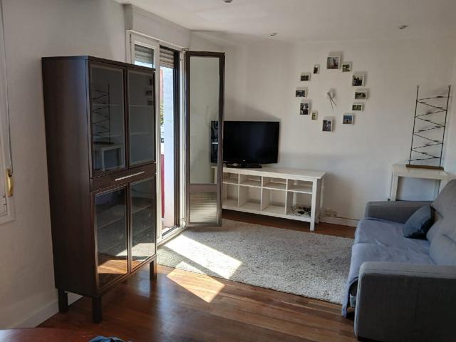 PISO EN VENTA EN LAMIAKO photo 0