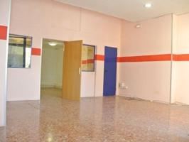 Junto a la calle San Vicente Martir. photo 0