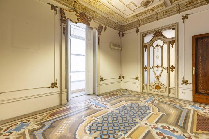 Exclusiva vivienda en calle La Paz - Valencia photo 0