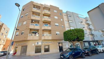 Piso en venta en El Ejido photo 0