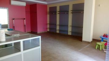 LOCAL COMERCIAL CON ESCAPARATE photo 0