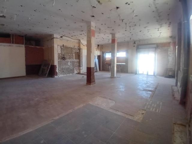 Local comercial en alquiler en avenida oasis ,Santo domingo. photo 0