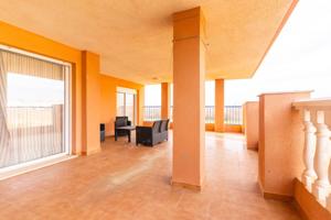 Piso de 3 habitaciones en residencial Brisas de Almerimar photo 0
