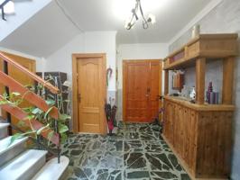 Dúplex en venta de 4 dormitorios en venta en La Loma de la Mezquita con solarium, chimenea y barbaco photo 0
