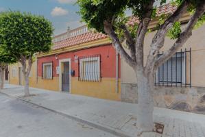 Casa en venta en Santo Domingo photo 0