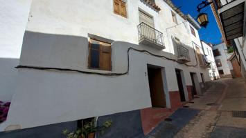 Casa en venta en Ugijar photo 0