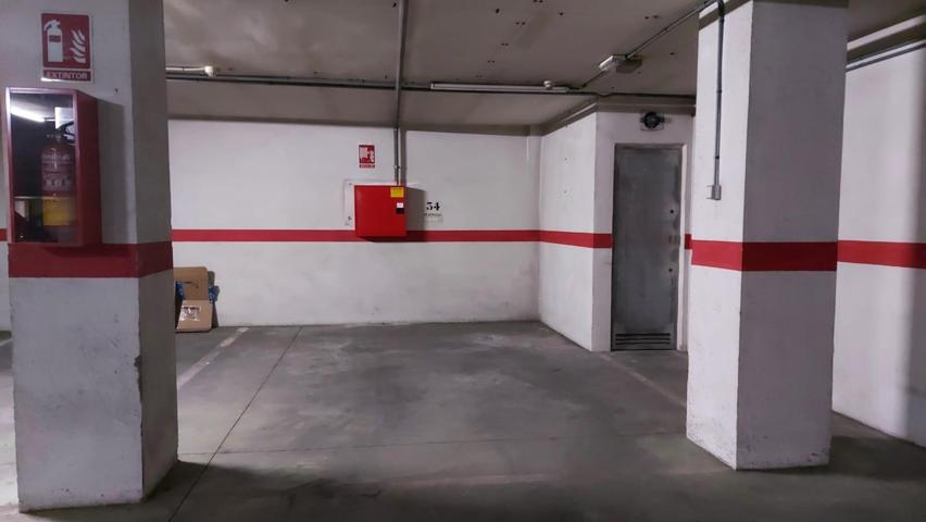Plazas de garaje en venta en el Centro de El Ejido. Parking junto al ayuntamiento photo 0