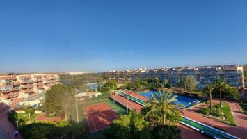 Atico en venta en residencial Laguna Beach de 3 dormitorios con garaje y tratero photo 0