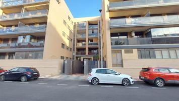 2 plazas de garaje en venta en edificio Terramar de Roquetas de Mar photo 0