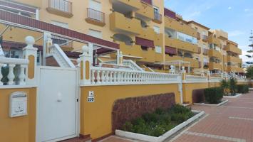 Piso bajo con sotano en residencial Conde Barcelona photo 0