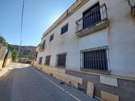 Edificio de 12 viviendas en venta en Dalias photo 0