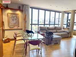 ¡TU NUEVO HOGAR EN EL CENTRO DE EL VENDRELL: AMPLIO, CÓMODO Y FUNCIONAL! photo 0