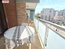 ¡PISO CON GRAN POTENCIAL A ESCASOS METROS DE LA PLAYA! photo 0
