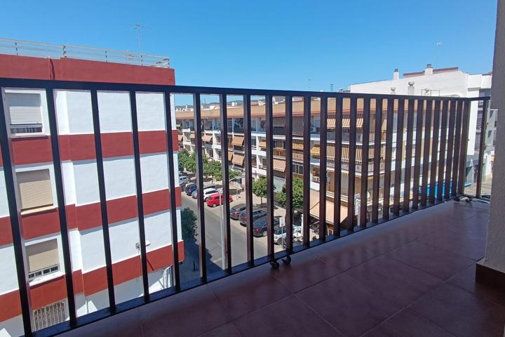 ¿Buscas una vivienda de 3 dormitorios, luminosa, con vistas, amplia y reformada? photo 0