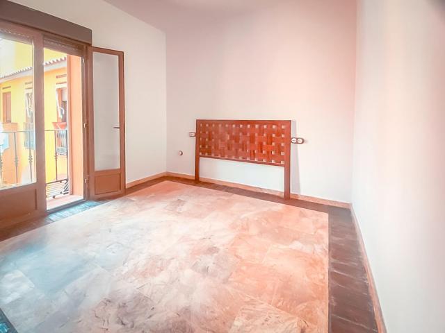 🏠 Casa junto a La Corrdera de dos plantas – Espaciosa, Cálida y con Gran Potencial ✨ photo 0