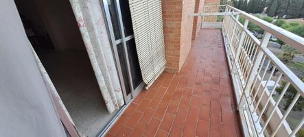 ¡Oportunidad única de adquirir un excelente piso en una de las zonas más privilegiadas de la ciudad! photo 0